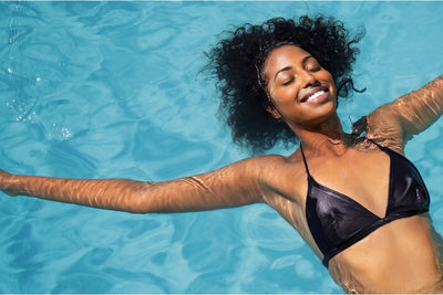Ten tips to protect your hair when swimming